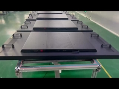 Комплект дисплея, обращенный к окну